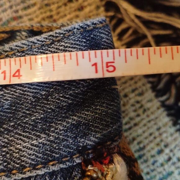 BDG Women's size S or 27 In distressed beaded studded tapestry Jean short shorts - Picture 9 of 11